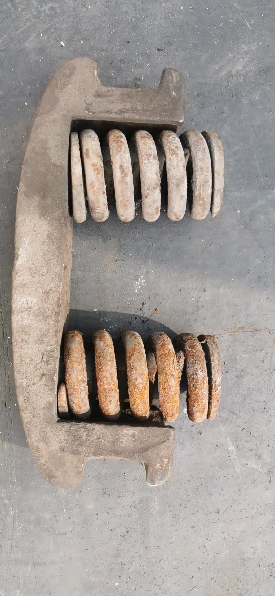 鑄鋼碰頭